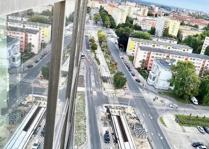 Hanza Tower Golden Sky 24 & Pool Apartamento